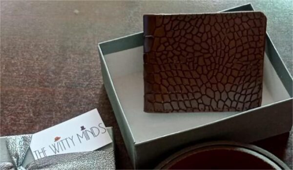 Chocolate Color Genuine Cow leather snake design wallet for men - Image 3